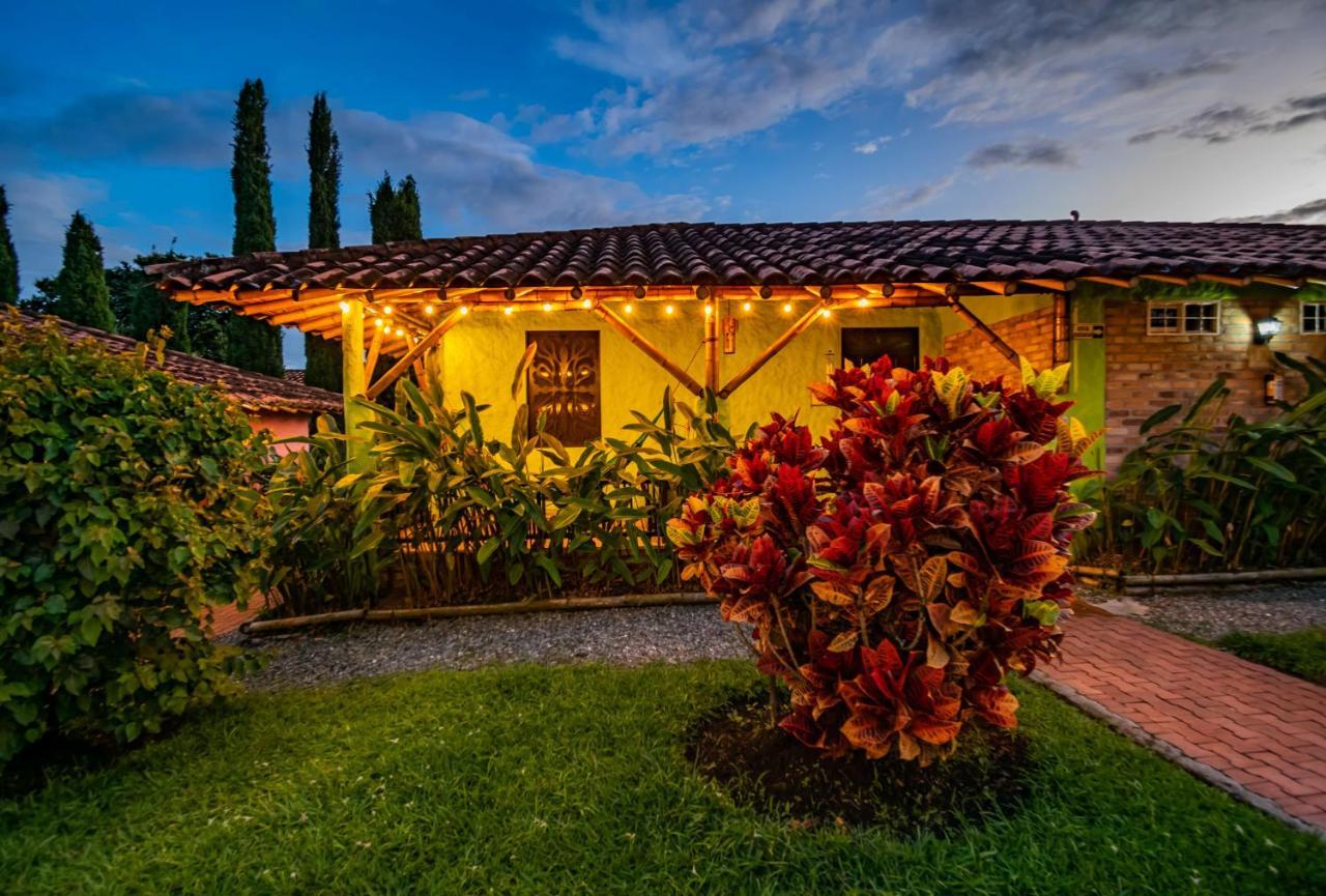 Hotel Campestre Solar De La Luna Albania  Luaran gambar