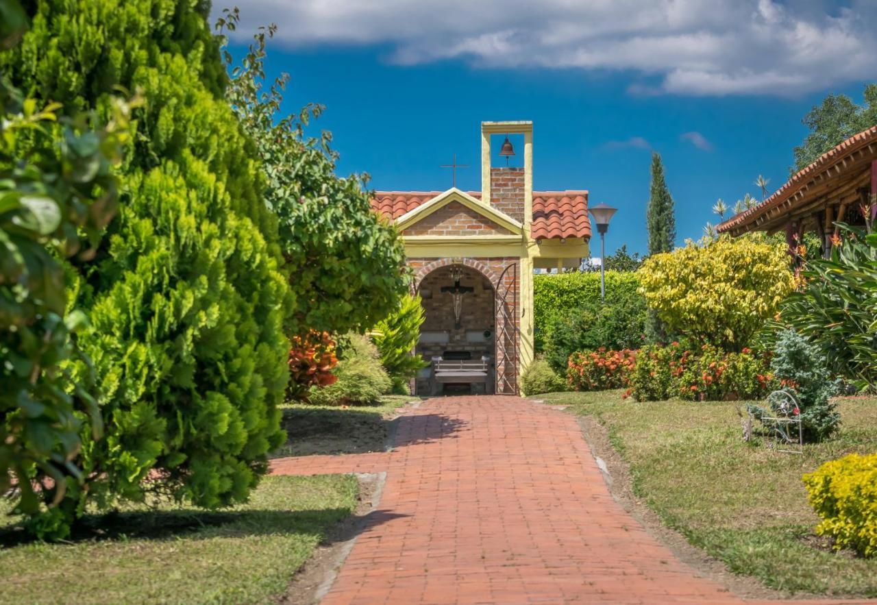 Hotel Campestre Solar De La Luna Albania  Luaran gambar