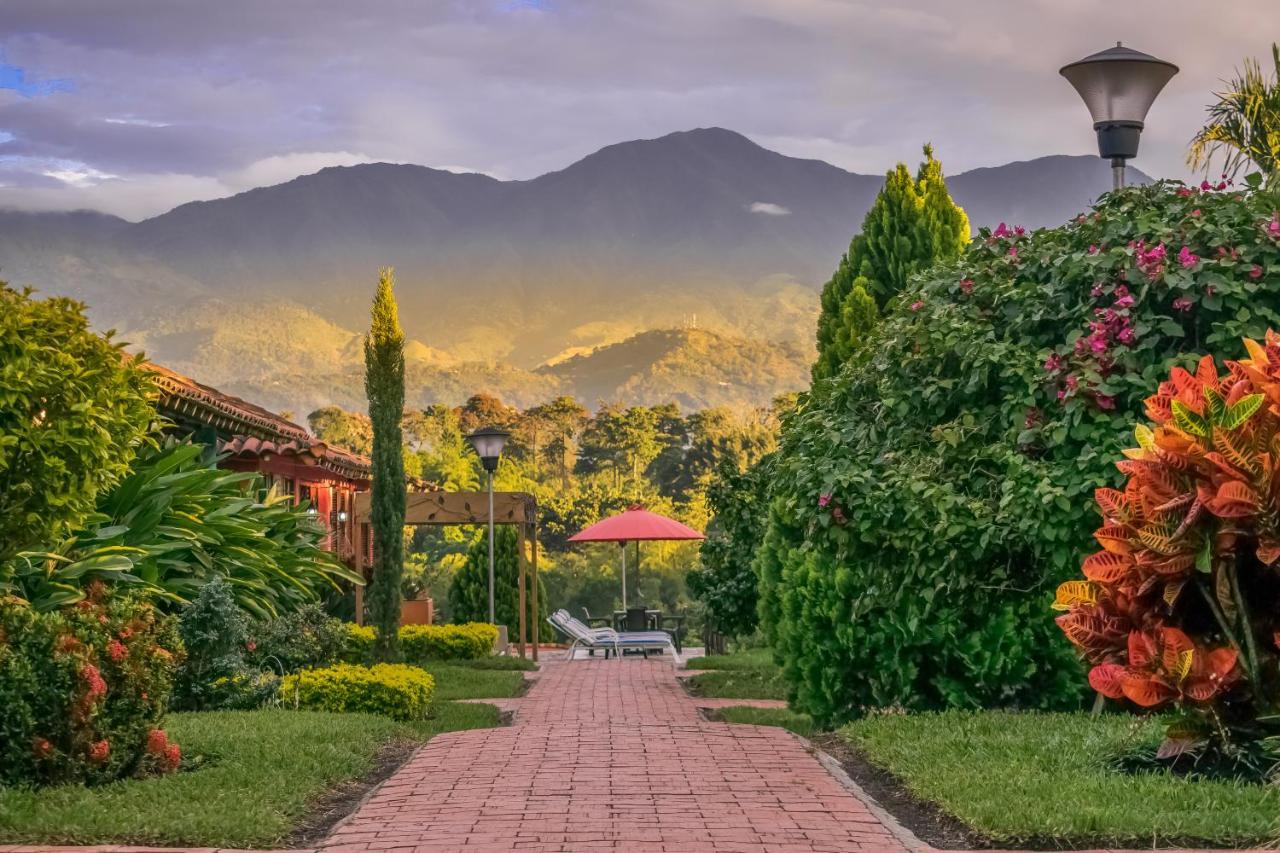Hotel Campestre Solar De La Luna Albania  Luaran gambar